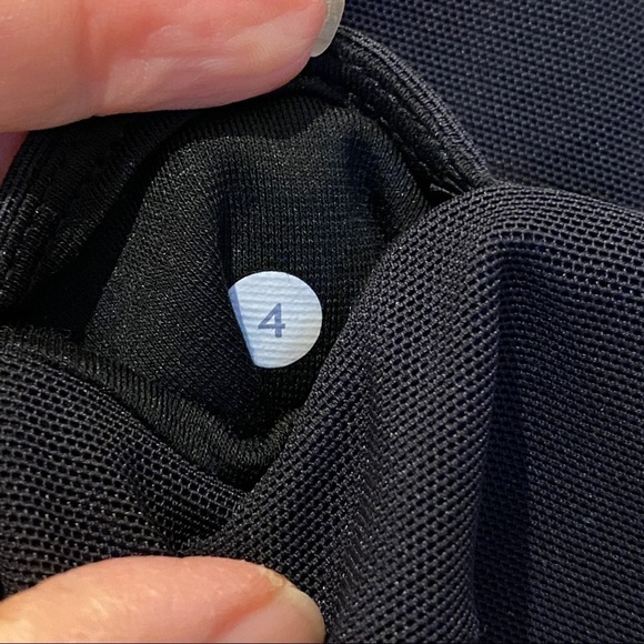 LULULEMON Black Mesh Pants Size 4-Fits Small - Picture 7 of 7